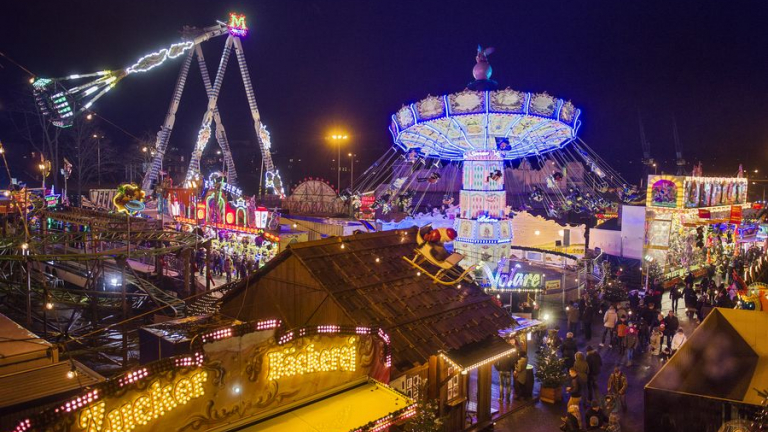 Weihnachtsmarkt in Rostock 2024: Der größte in Norddeutschland